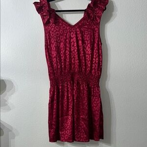 Entro dark red leopard print mini-length ruffled V-neck dress. Size large